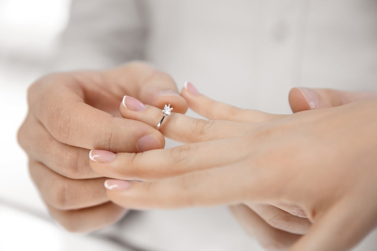 tips to buy an engagement ring
